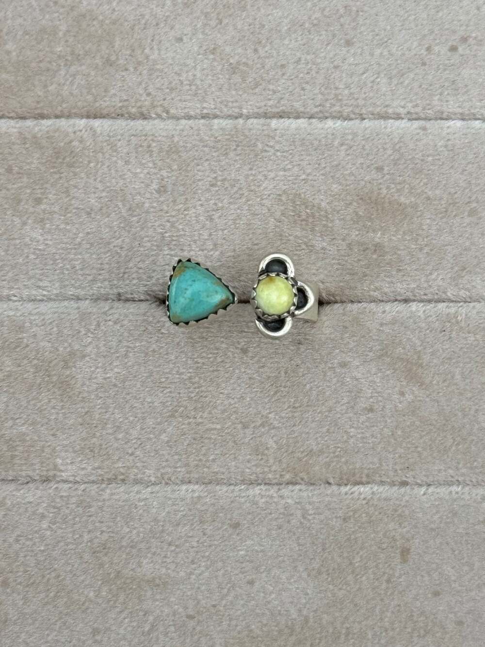Artisan made Sterling Silver Kingman Turquoise and Palomino Floater Ring